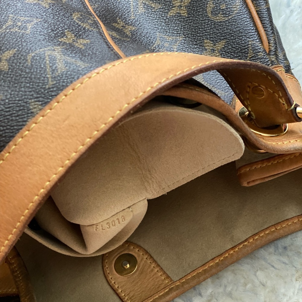 Authentic Louis Vuitton Galliera PM Used authentic - Picture 7 of 15